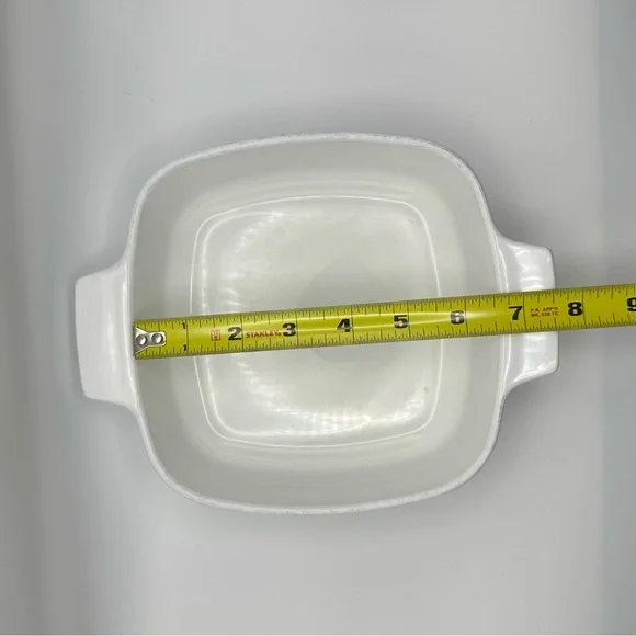 Vintage 1975 Corningware Baking Dish with Lid - Picture 9 of 12